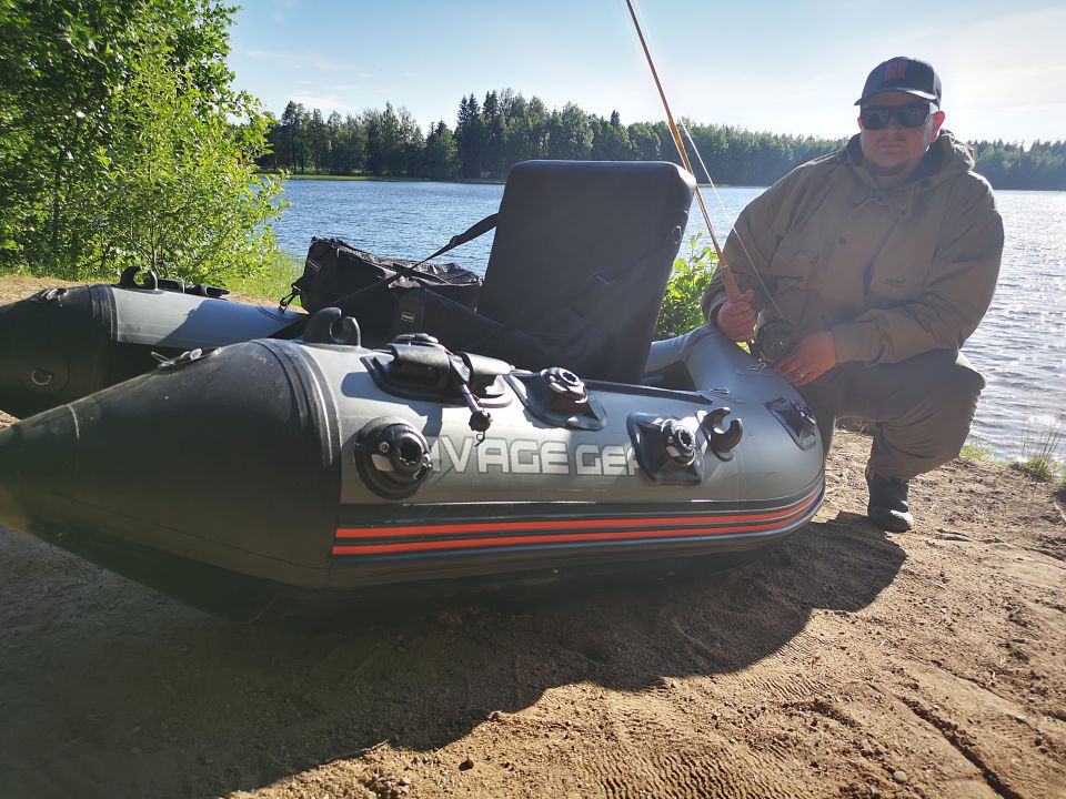 Belly Boat Fishing - Fitting Savage Gear High Rider 170 with fishfinder,  fly fishing gear & cameras RAILBLAZA