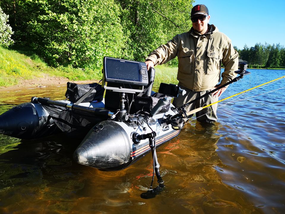 Belly Boat Fishing - Fitting Savage Gear High Rider 170 with fishfinder,  fly fishing gear & cameras RAILBLAZA