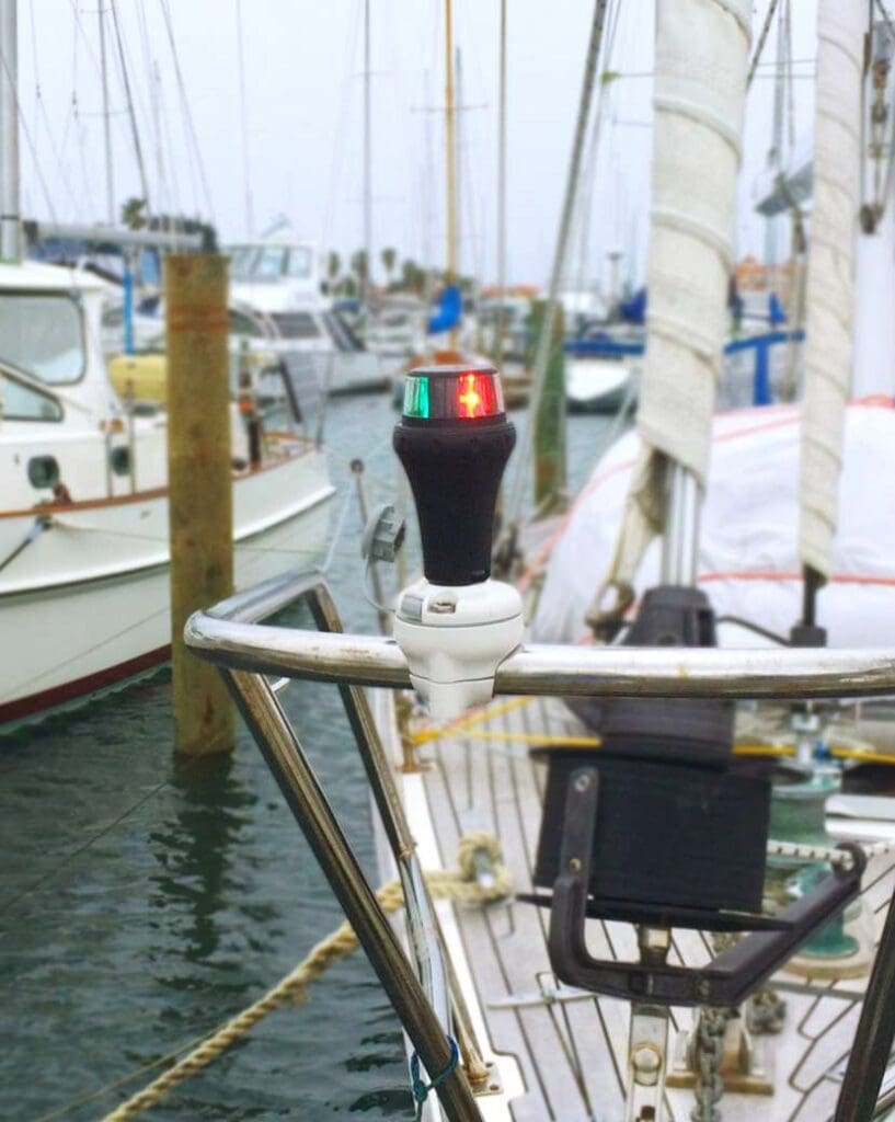 sailboat bow light